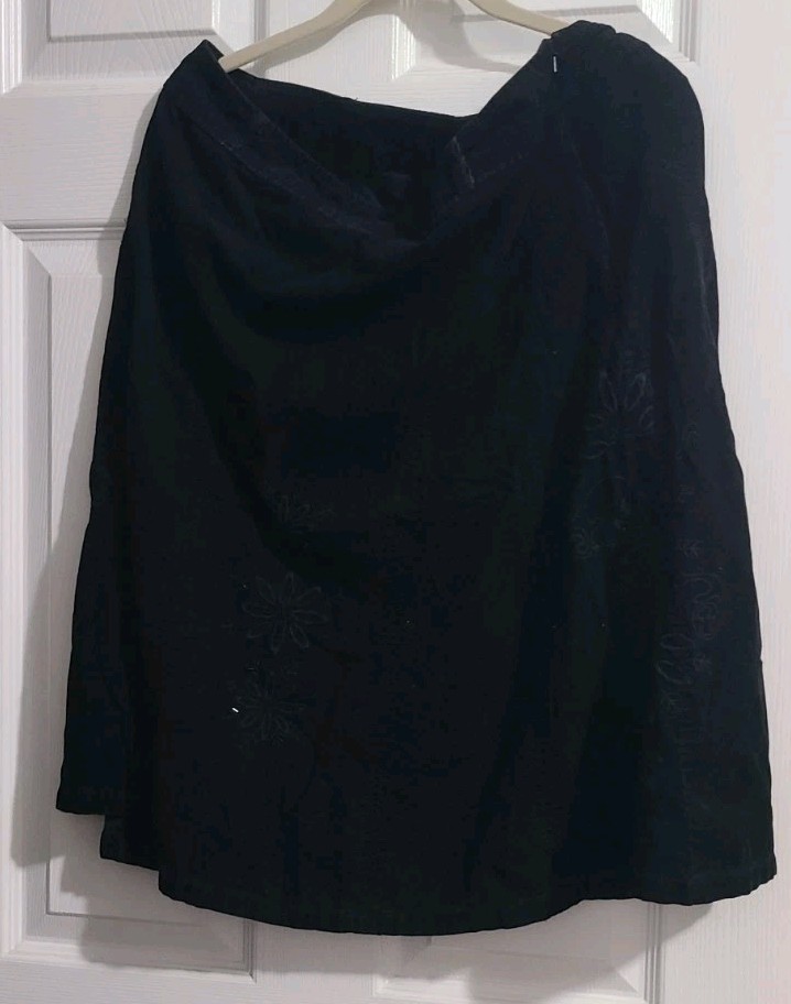 Faded Glory Women's Skirt Size 16 Cotton