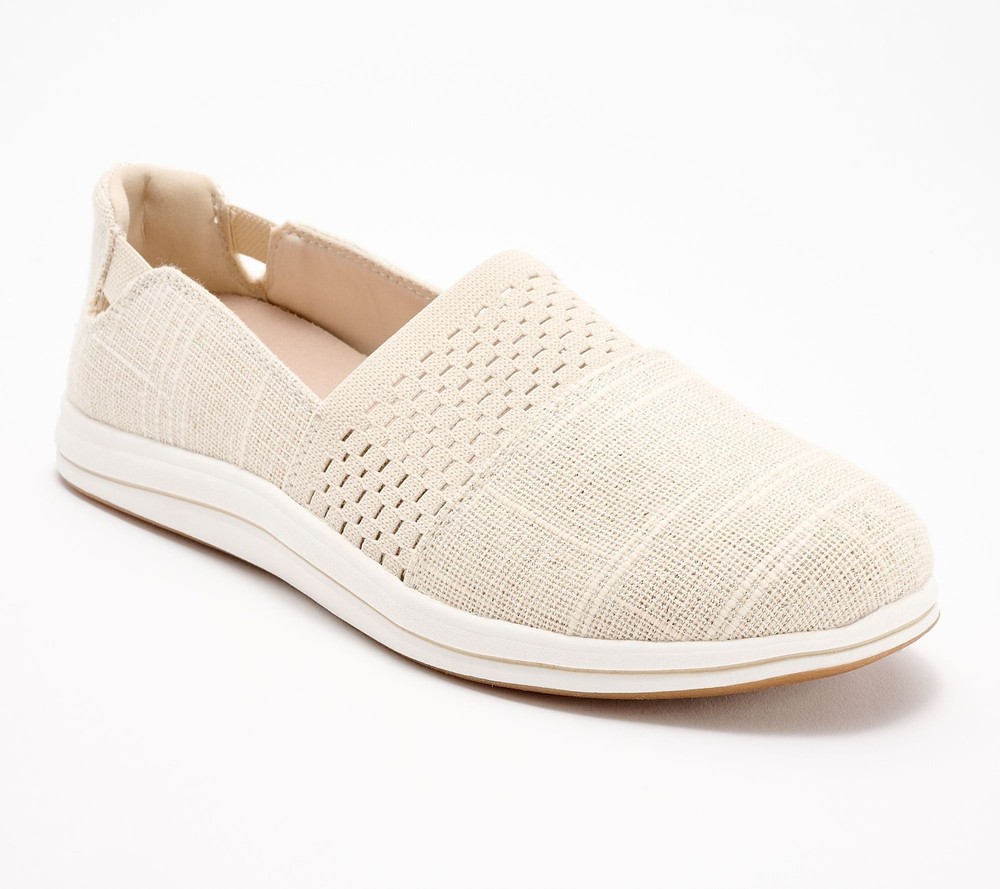 Clarks Footwear Women's Sz 8 Cloudsteppers Slip-Ons -Breeze Sandalwood A678869