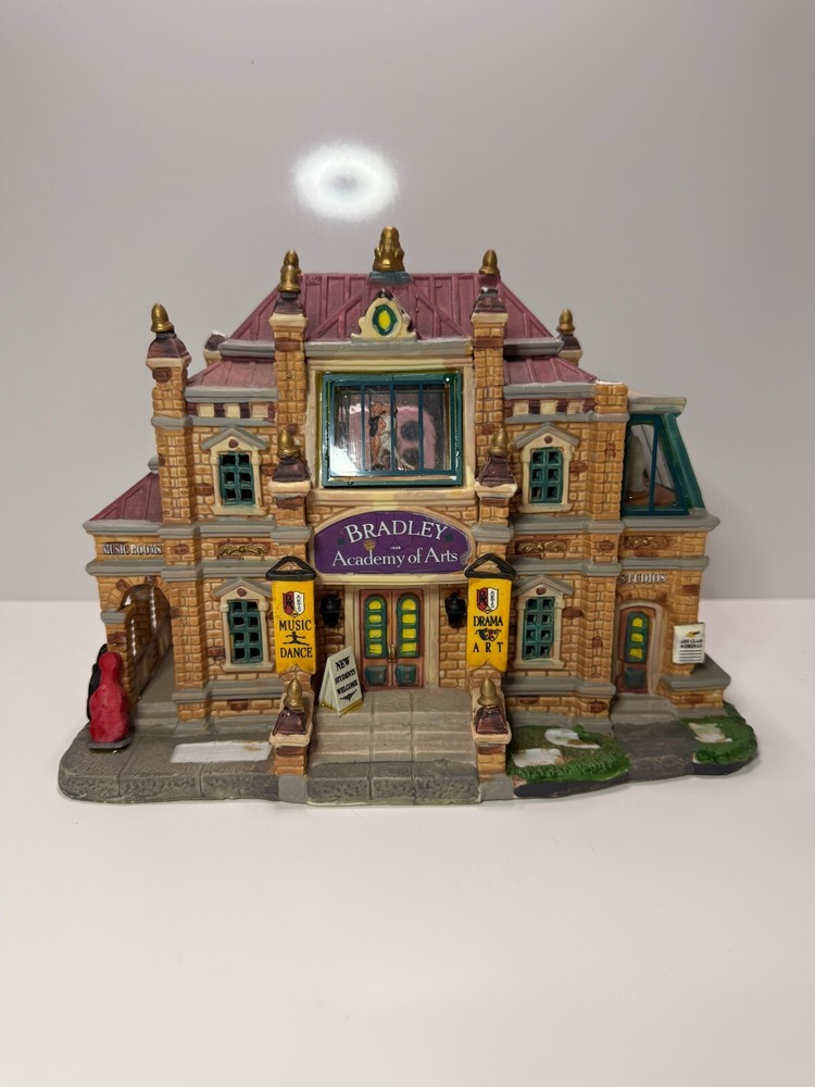 Lemax Bradley Academy of Arts Lighted Building 2004 Box Damaged Collectible 🎭🎨-image