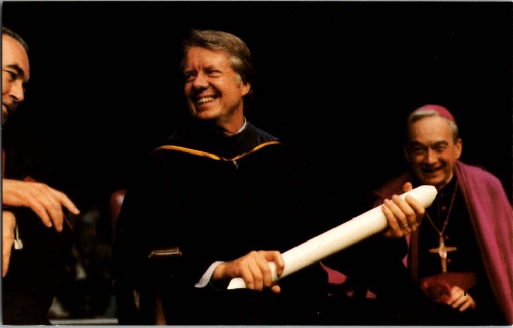 Pre-1980 PRESIDENT JIMMY CARTER AT NOTRE DAME UNIVERSITY South Bend IN BC1159