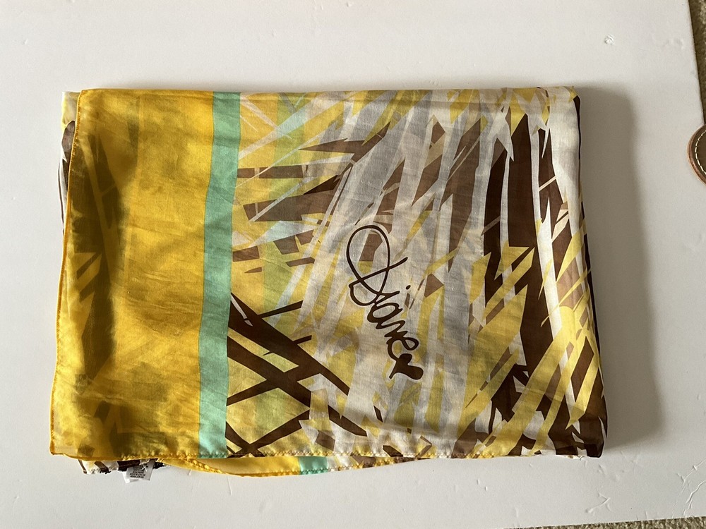 DVF  Diane Von Furstenberg Graphic Lightweight Scarf 75x26 NEW YELLOW ABSTRACT-image