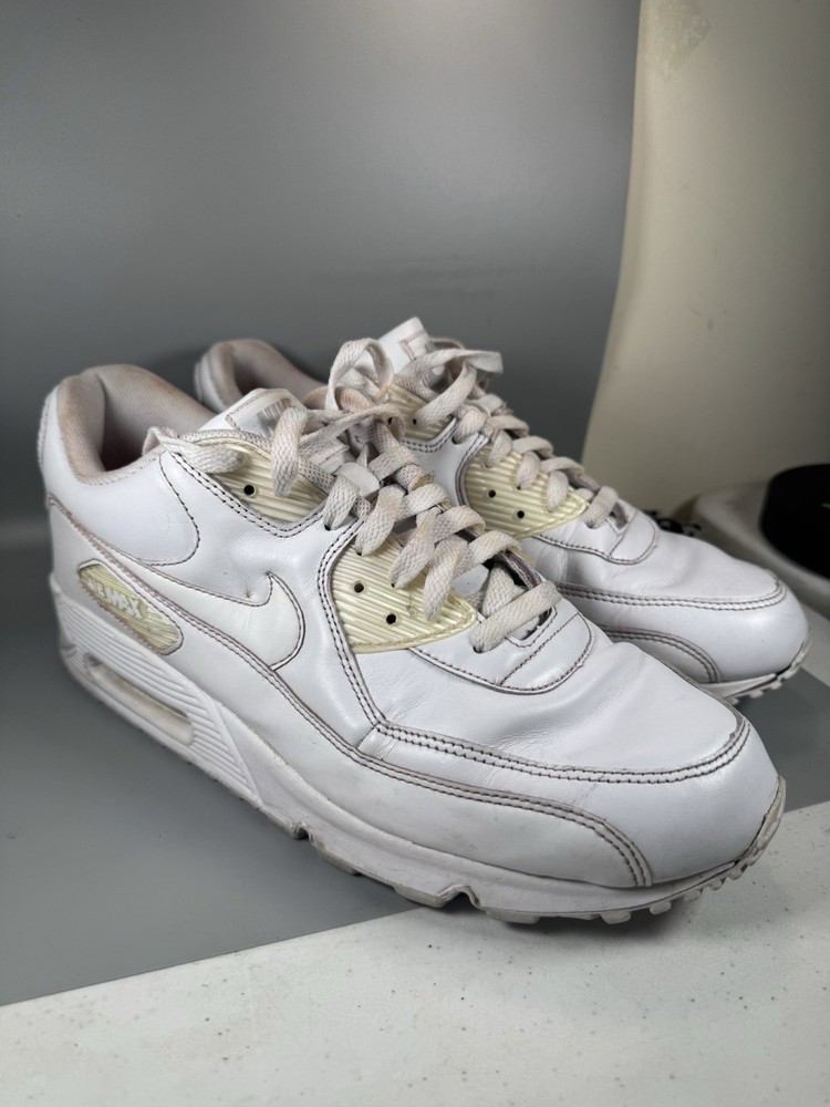 Nike Air Max 90 White Leather Men’s Size 12 Vintage