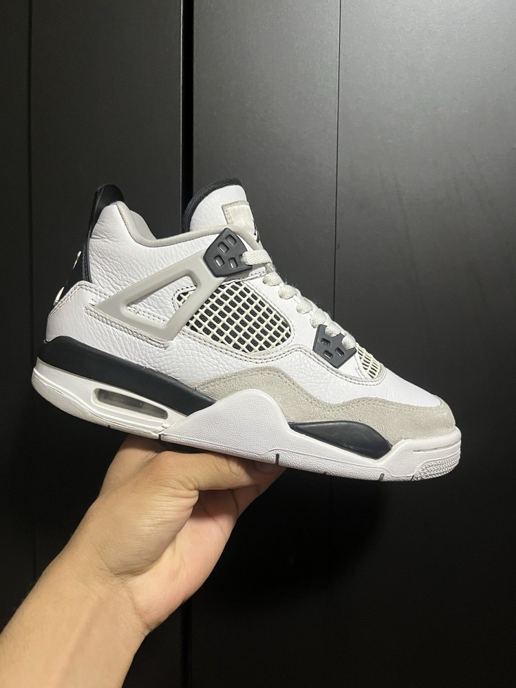 Size 5 - Jordan 4 Retro Mid Military Black