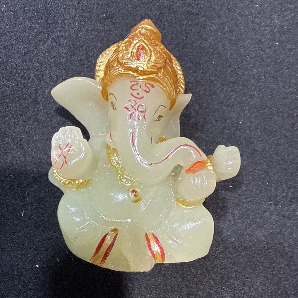Hindu Lord Ganesha Glowing Radium Ganpati Idol Showpiece Gift Item