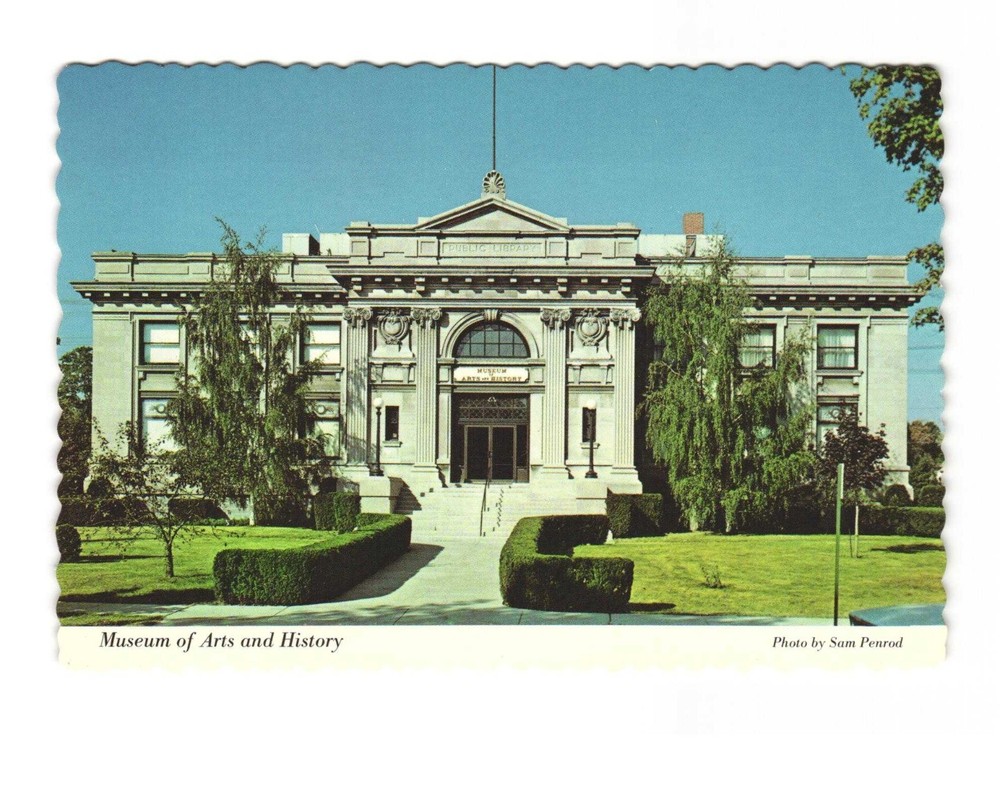Museum of Arts and History Port Huron MI vintage postcard unposted