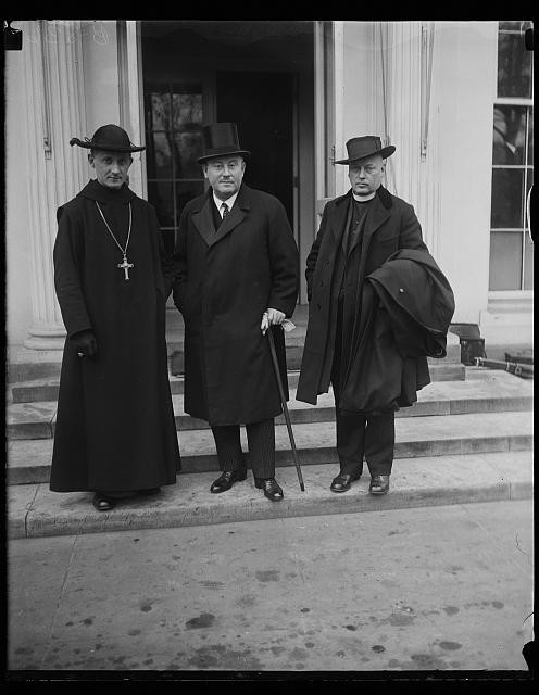 Photo:Washington DC White House Group Men in Top Hats 1900s
