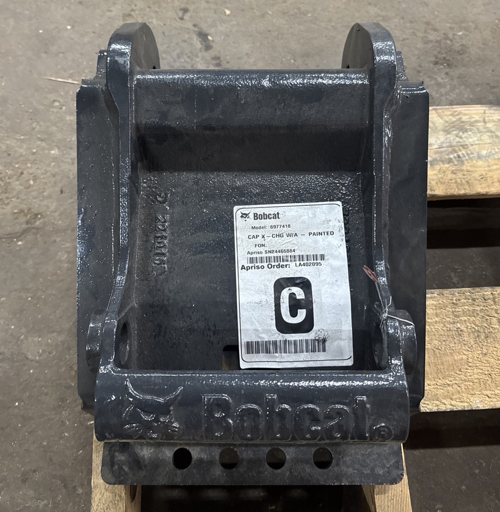 BOBCAT 6977418 X-Change Mount Painted