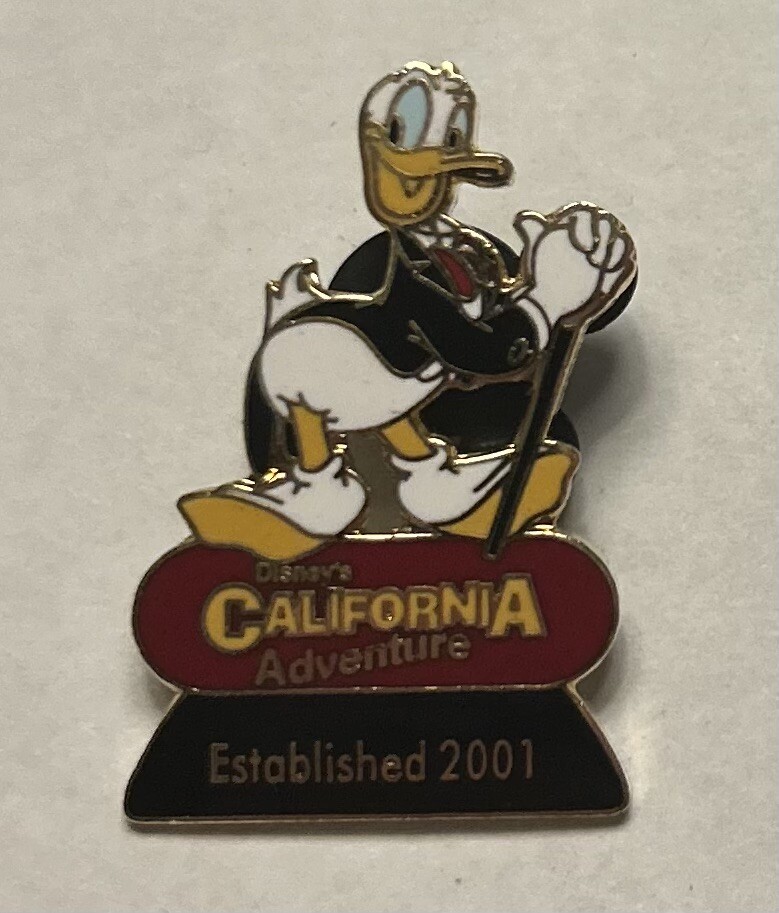 Disney California Adventure - Donald Duck - Formal Tuxedo DCA - Disneyland Pin