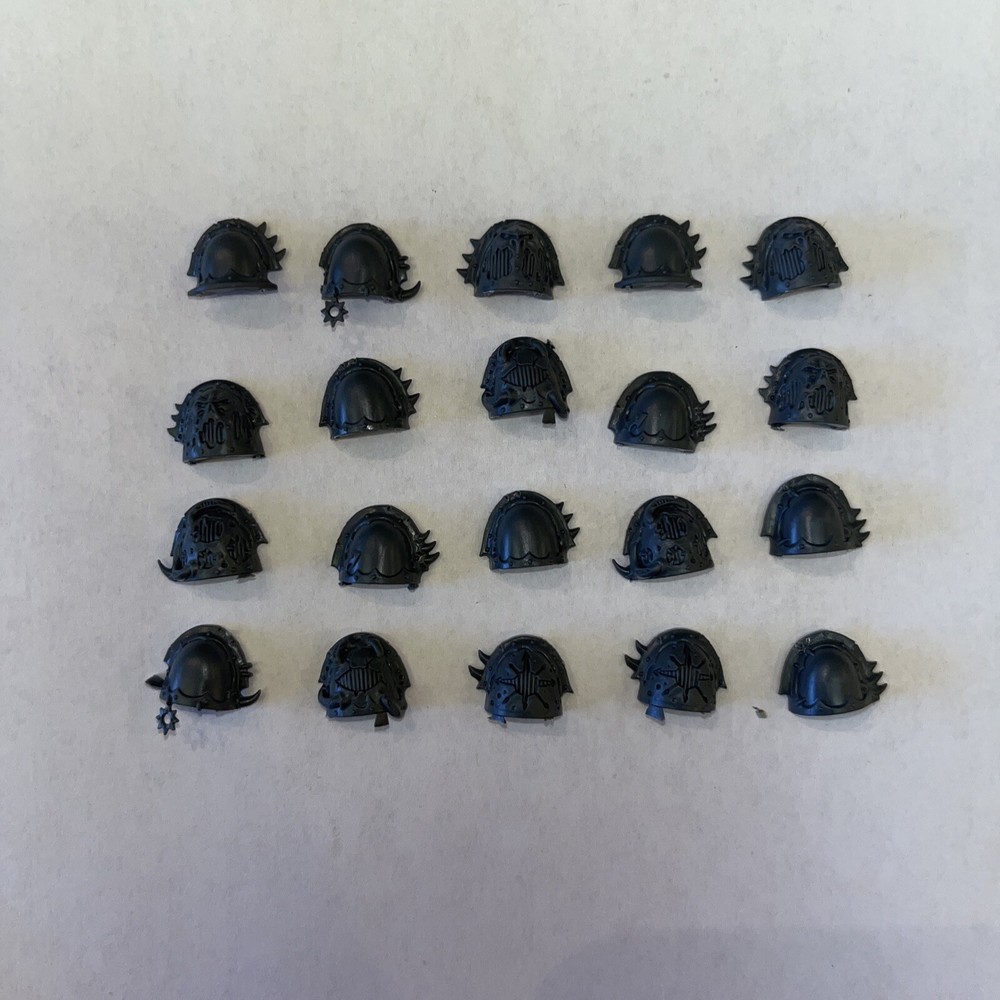 Warhammer 40k Chaos Space Marines Raptors, Warptalons Shoulder Pads x20 Bit Lot