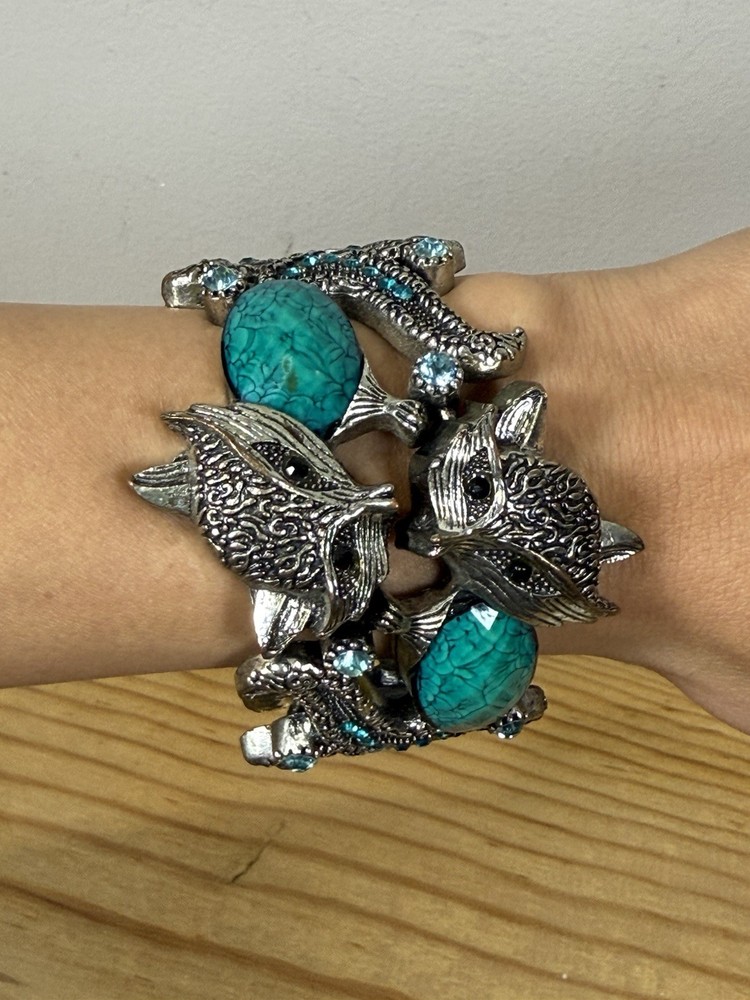 Silver Fox Bracelet with Turquoise Stones, Spring Style Clasp