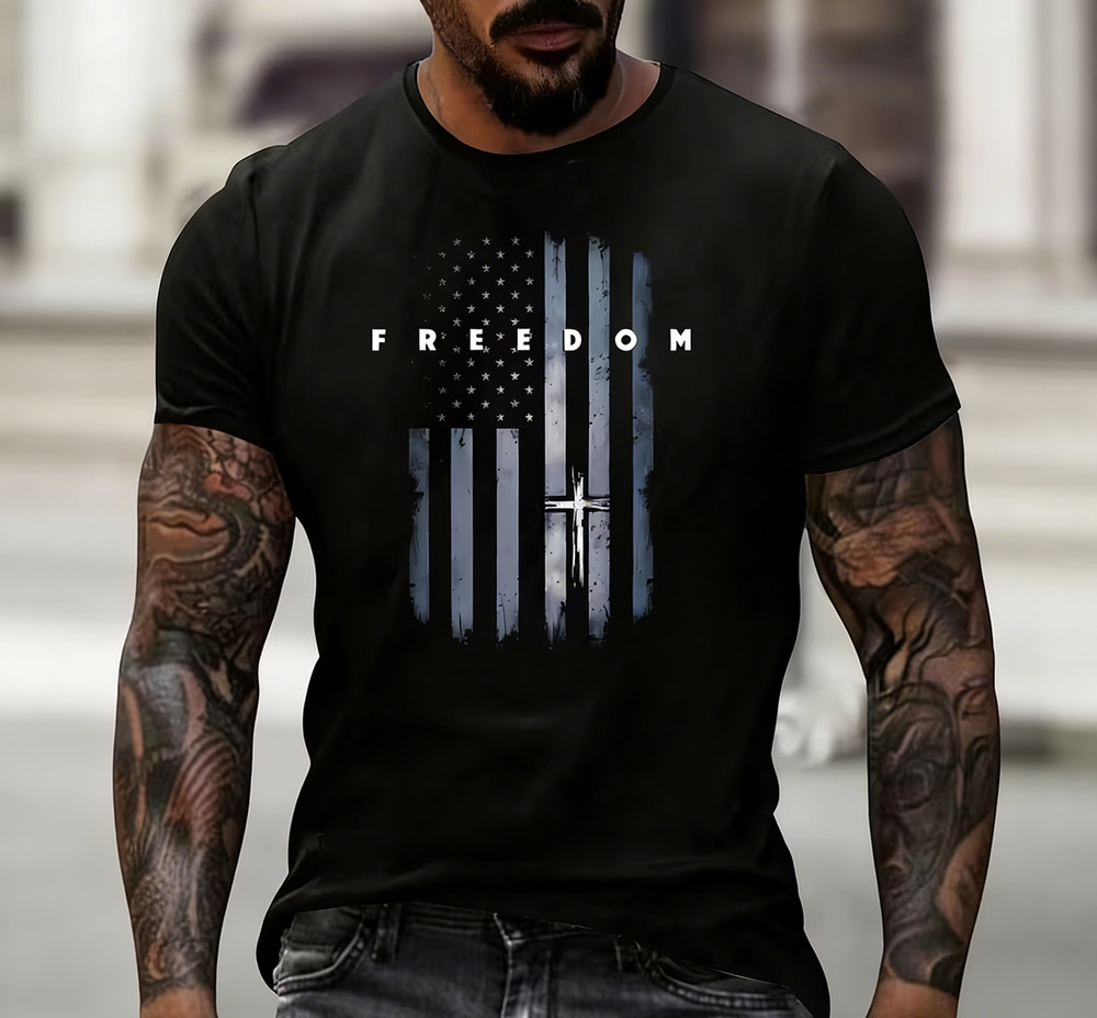 Freedom Distressed American Flag Christian Cross T-Shirt Casual Short Sleeve