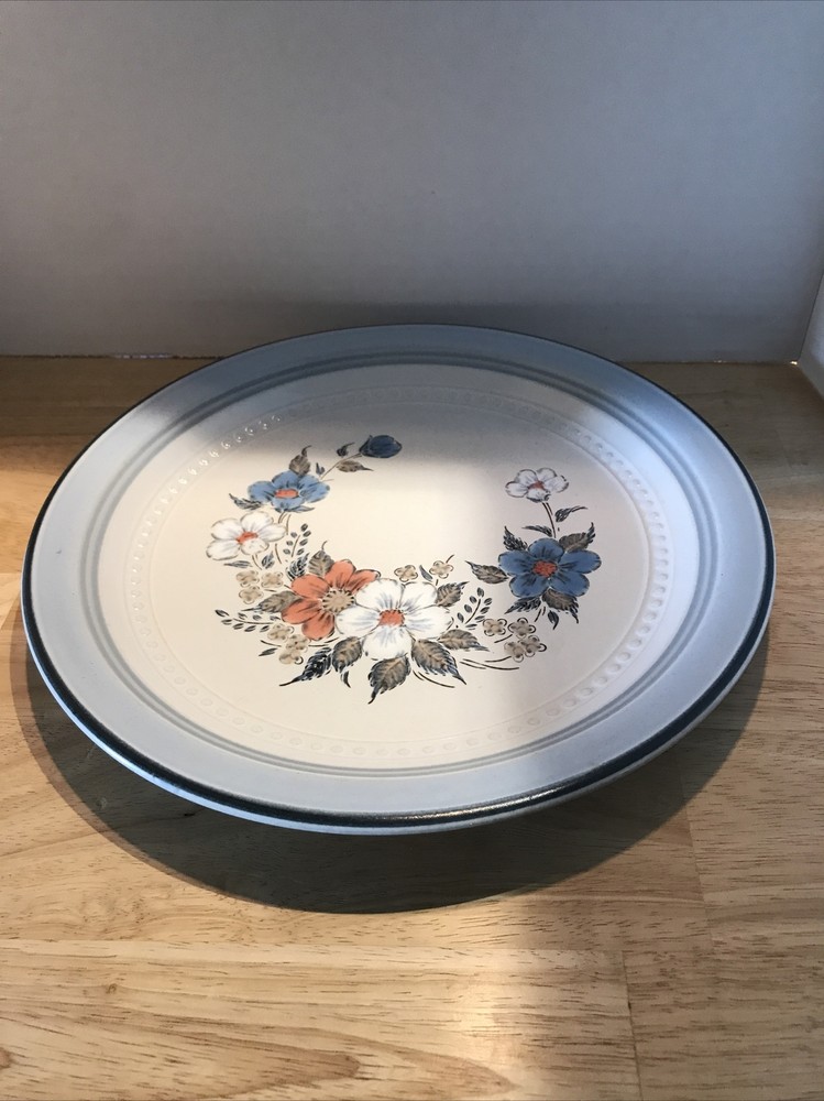 Johann Haviland Dinner Plate Crowning Fashion Dinnerware Blue Bouquet, Vintage