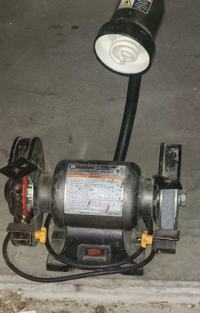 CENTRAL 1/3HP 3450RPM 115V Bench Grinder for Sharpening and Grinding  