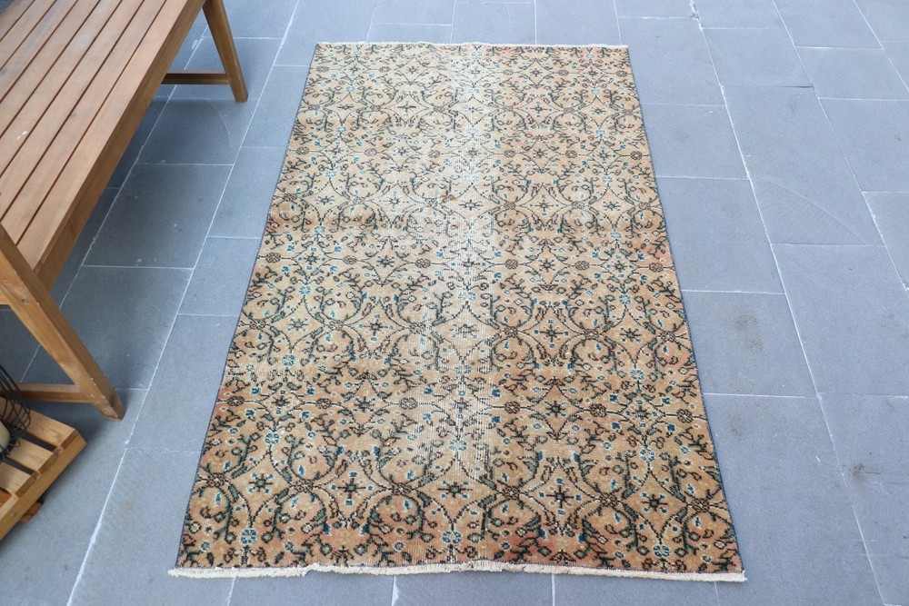 Vintage Accent Rug 3,5x6,1 ft, Brown Animal Print Turkish Wool Rug