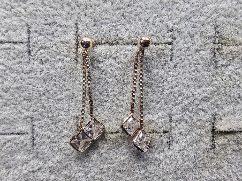 Grandma Grabe's Beautiful Vintage 925 Sterling Silver Chain Cz 1.42G Earrings