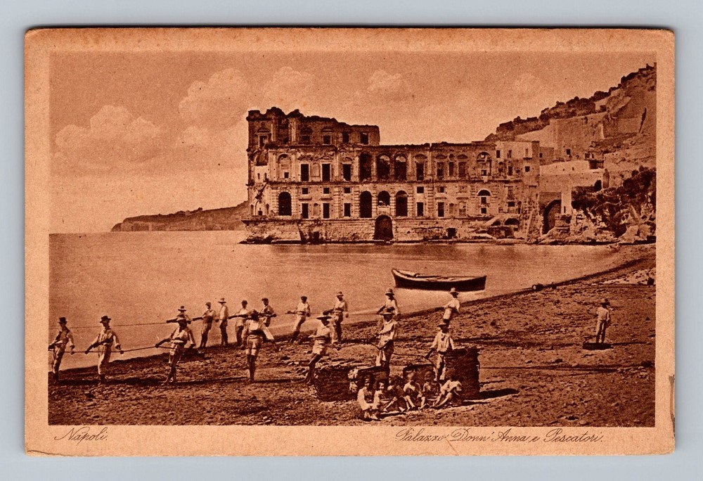 Italy- Naples- Donn’Anna Palace & Fishermen Hauling Nets Old Vintage Postcard