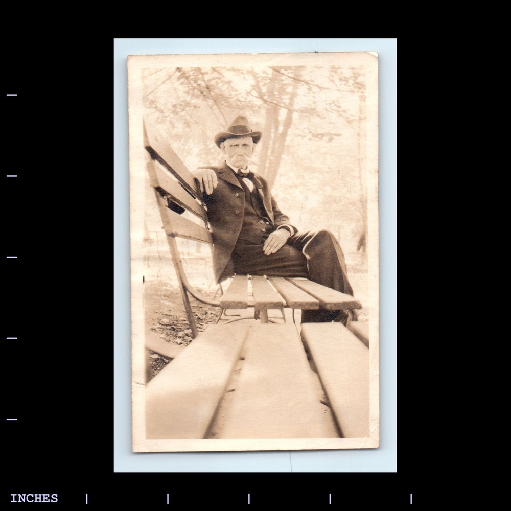 Old Vintage Photo OLDER MAN SITTING ON PARK BENCH SUIT AND HAT