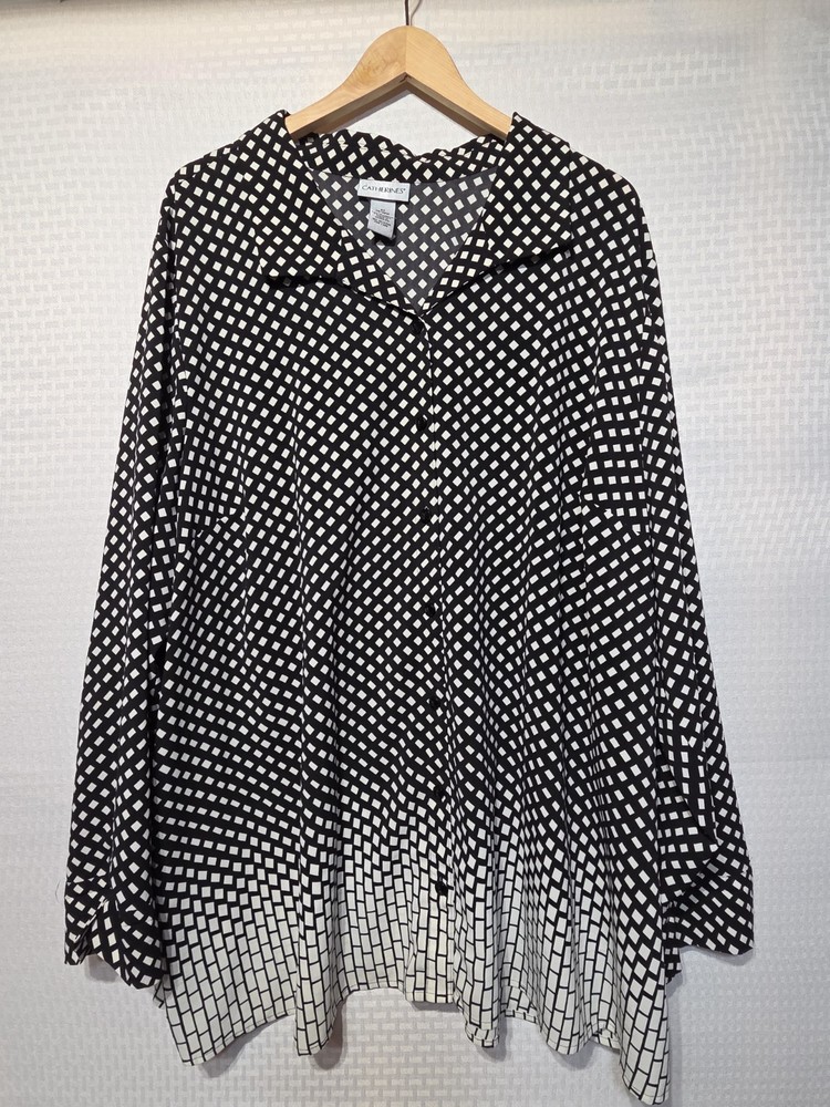 Catherines Plus Size 3X 26/28W Black White Geometric Ombre Button Front...