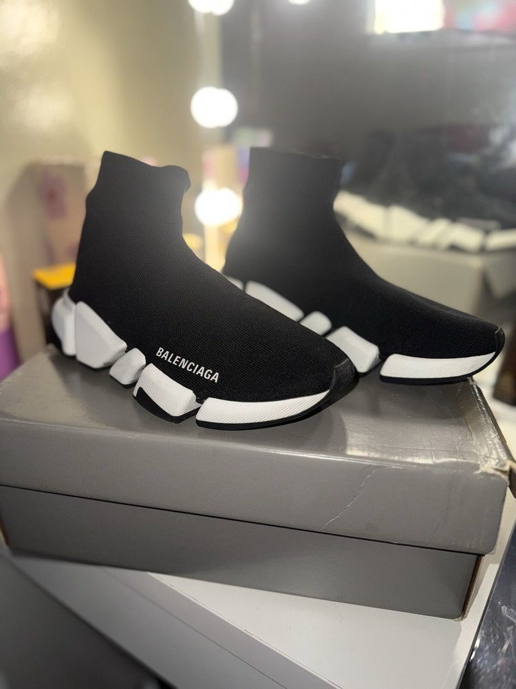 Balenciaga Black White Speed Sneaker in Size 6