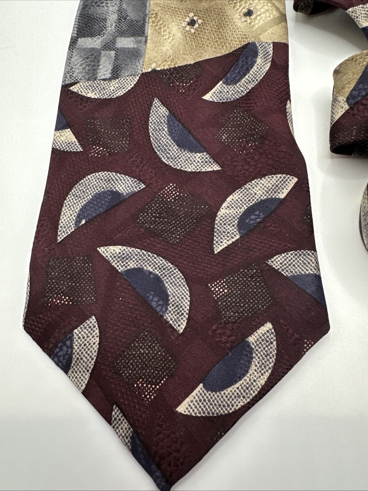 Vintage Chez Roffe Men’s Silk Necktie Maroon Silver Tan Abstract Design