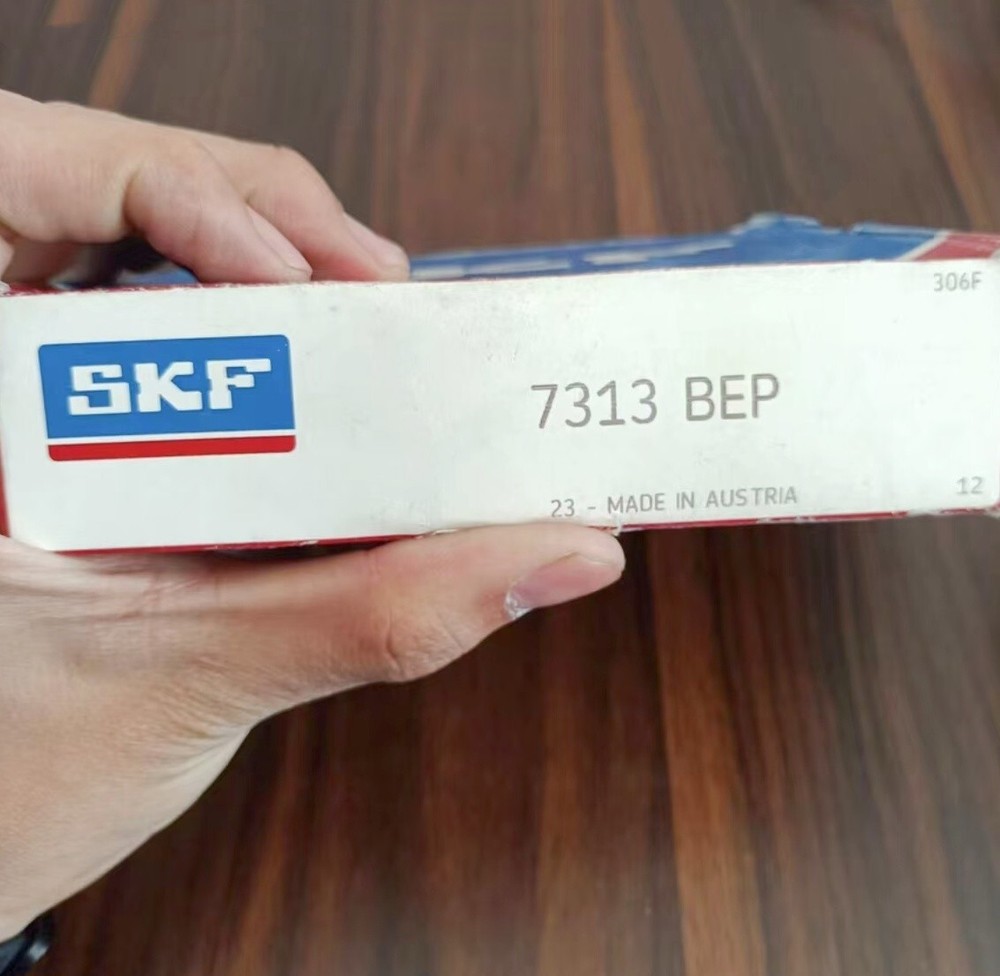 NEW SKF 7313 BEP single row angular contact ball bearing 1PCS #NN