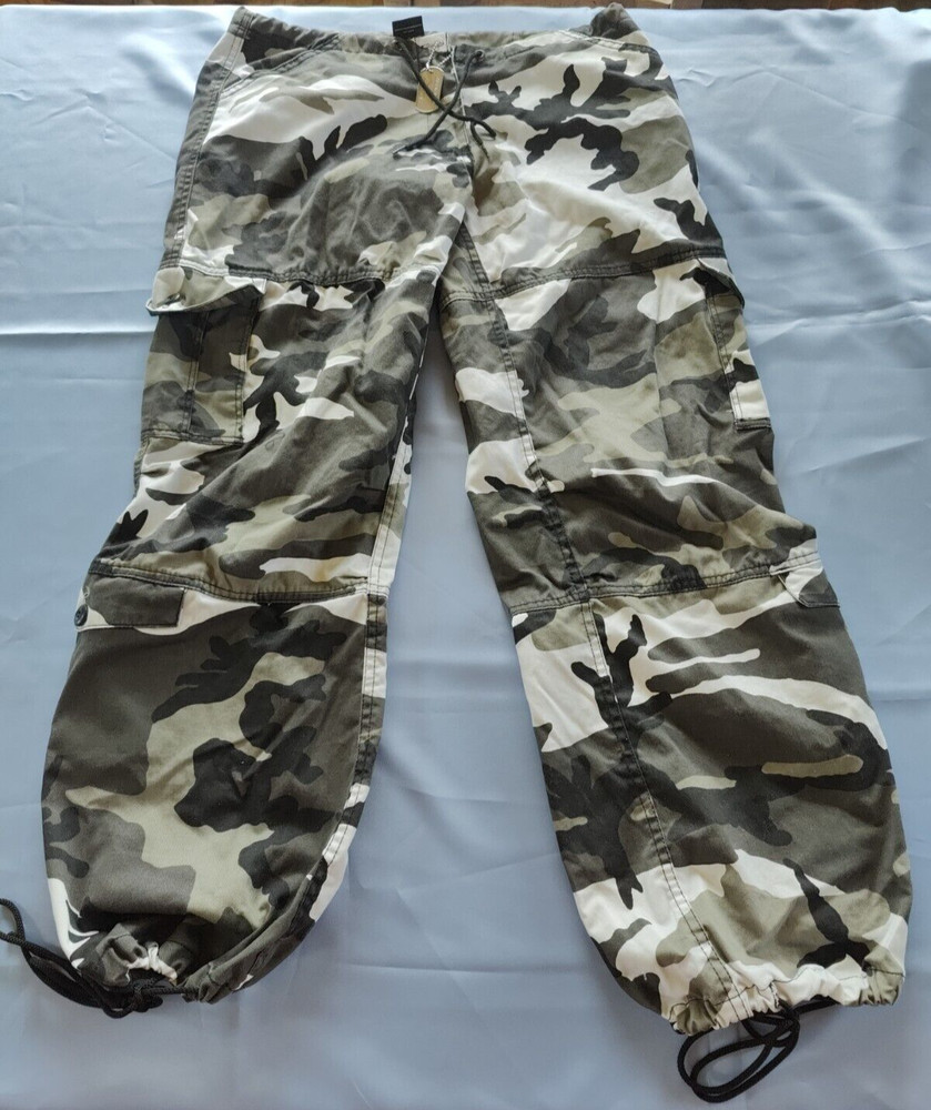 Men's Rothco Tactical Camo Cargo Pants Small - adjustable waist & legs openings
