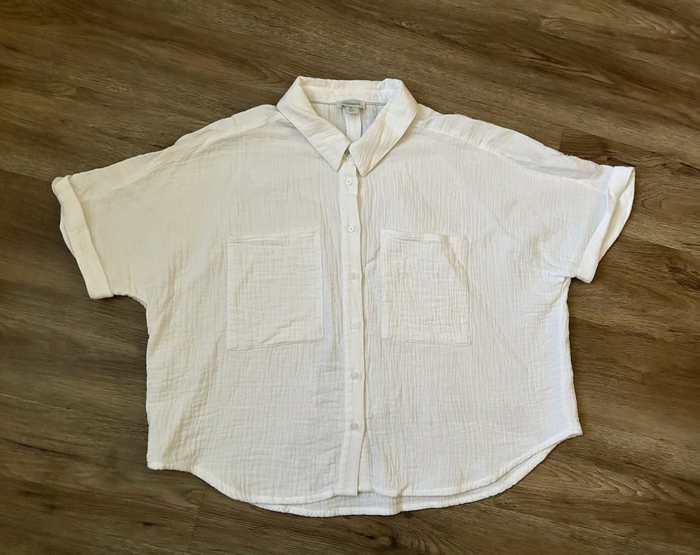 Sundance Lightweight Cotton Guaze White Women’s Button Up Shirt EUC Large
