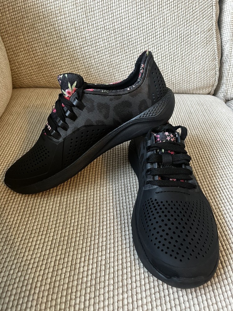 Crocs LiteRide 205999 Black Lace Up Comfort Shoes Men’s 7 Women’s 9. EUC