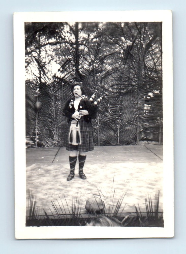 Old Vintage Photo SOLO WOMAN BAGPIPER PLAID KILT TARTAN WITH BAGPIPE SNAPSHOT