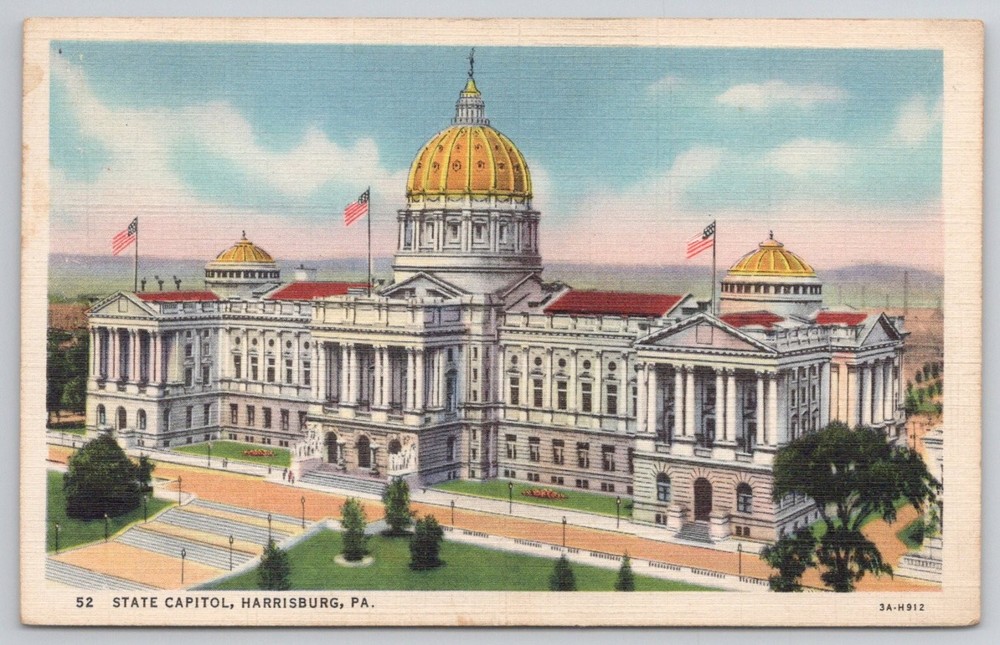 1937 State Capitol Harrisburg PA Linen Postcard Curt Teich Art-Colortone