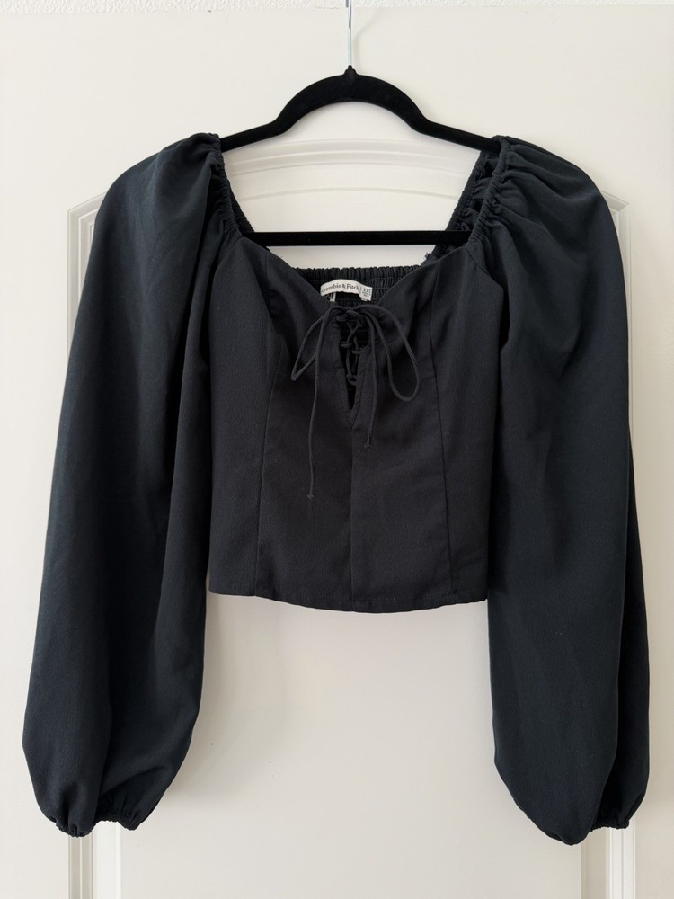 Abercrombie & Fitch Black Cropped Puff Sleeve Lace Up Blouse, XXS