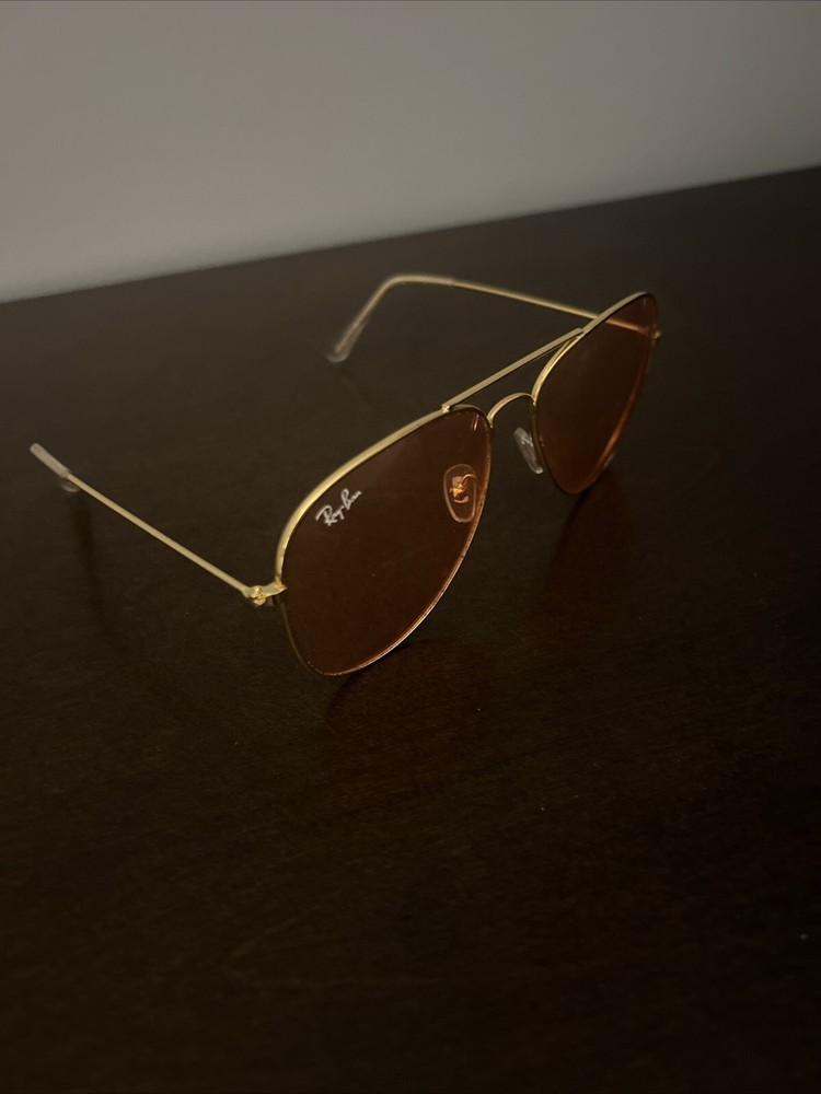 Ray-Ban Round Metal Rose Gold Sunglasses Great Condition