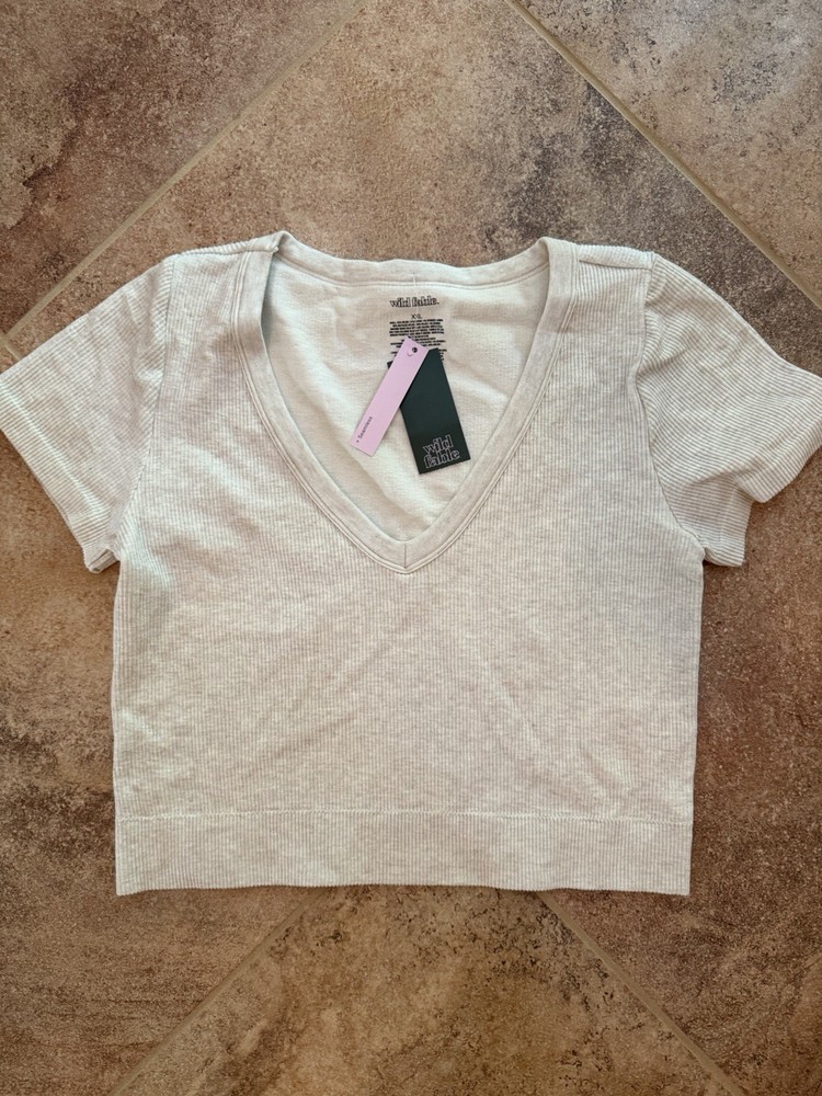 Women’s Wild Fable Gray Heather V-Neck Crop Top T-Shirt Ribbed Size XXL NWT