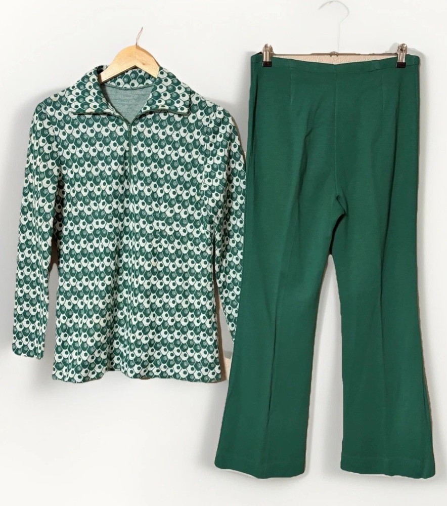 VTG 1970s Green Geometric Knit Pantsuit Set Mod Print Zip Up Top & Flare Pants S