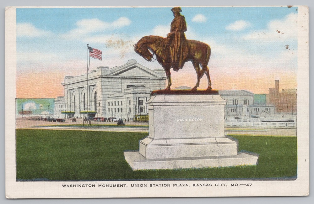 Linen~Kansas City Missouri~Union Station Plaza~Washington Monument~Postcard