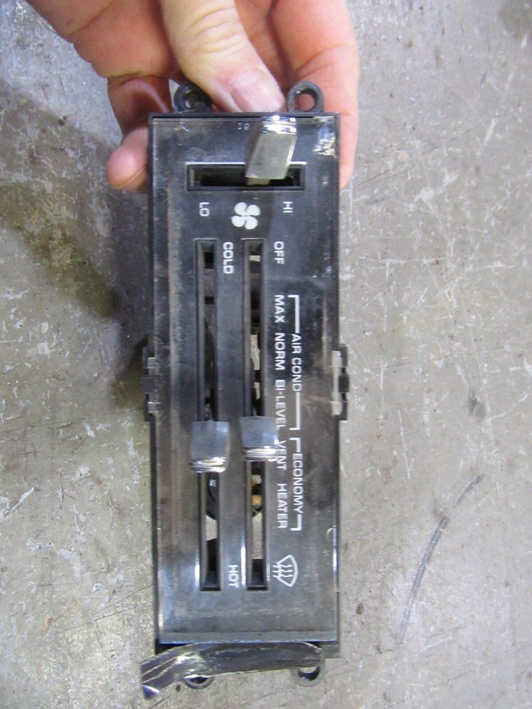 1983 Pontiac Bonneville interior dash panel heater a/c control lever panel