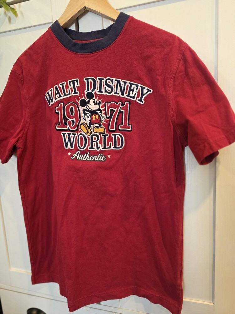 Walt Disney World Mickey Mouse T-Shirt Men’s Medium Red Disney Parks Tee