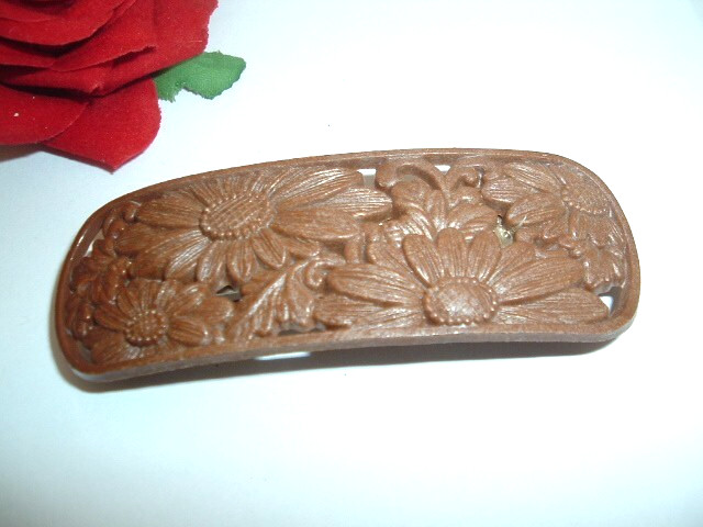 Vintage Milk Chocolate Celluloid Art Nouveau Daisy Hair Barrette