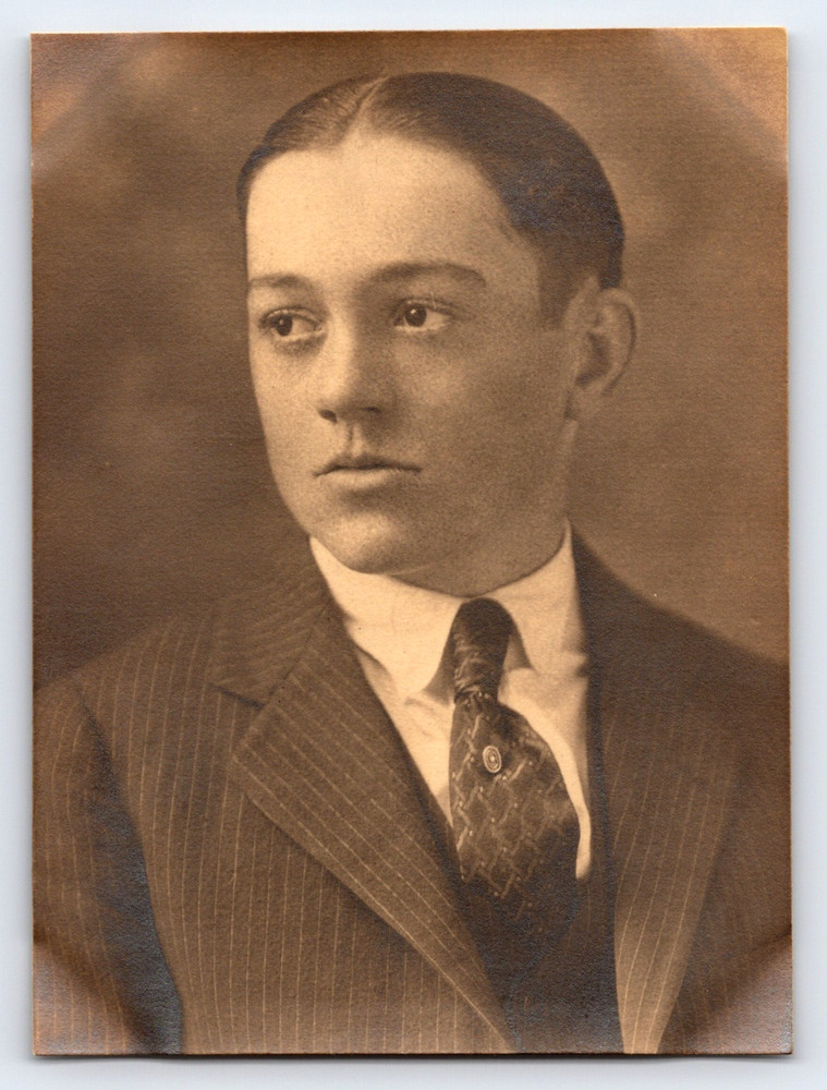Vintage Picture Photo Portrait Antique Young Man Suit Coat Tie School Student