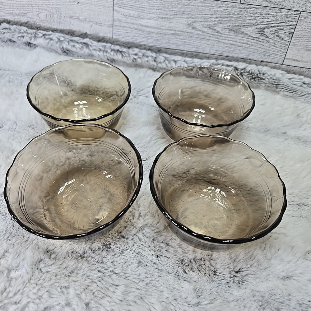 Vintage PYREX 463 Set of 4 Amber 6oz Custard Cups with Scalloped Edges