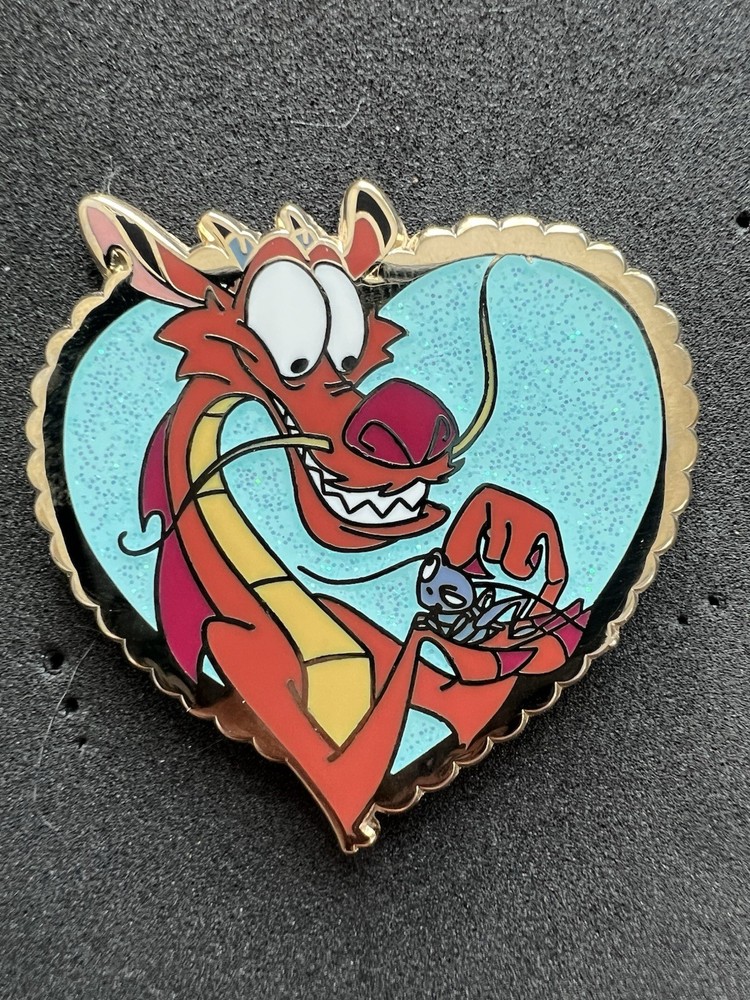 Disney FANTASY Pin - Mulan - Mushu & Cri-Kee Heart