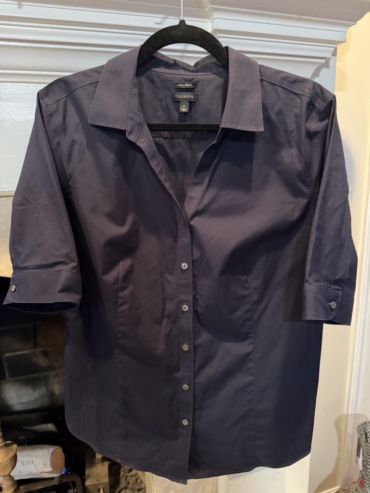 Talbots Wrinkle Resistant Short Sleeve  Button Front Black Top Size 14