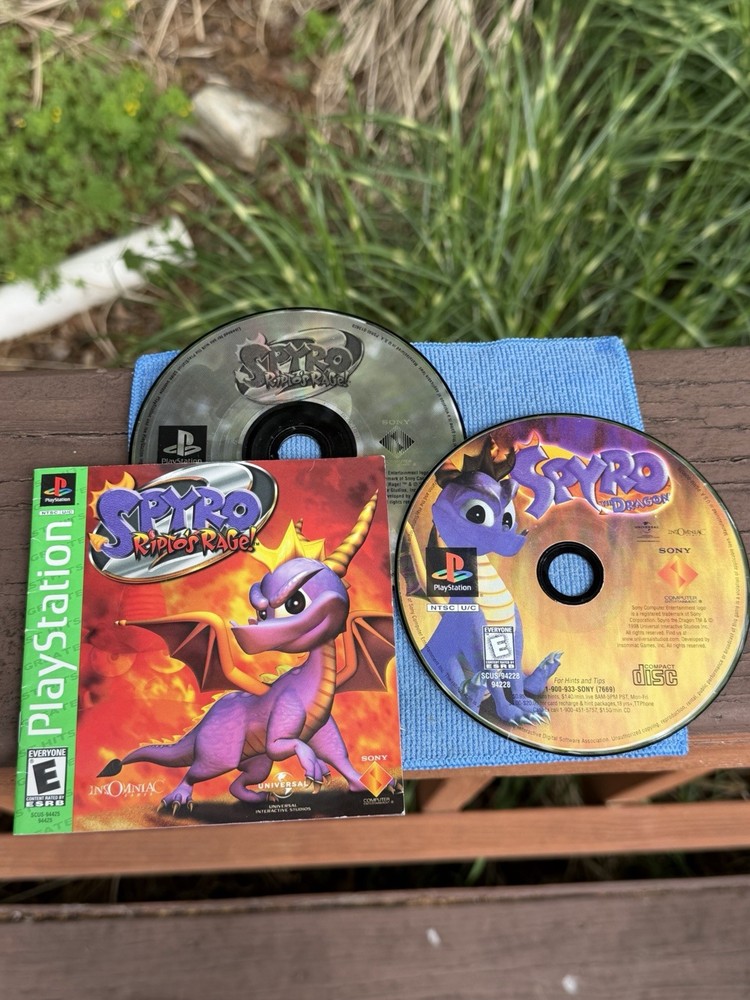Spyro the Dragon Black Label And Ripto’s Rage Lot Of 2 PlayStation 1 PS1