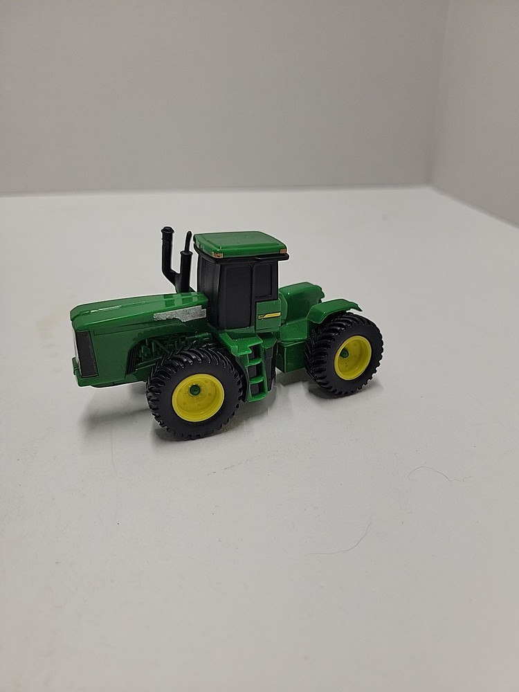 John Deere Die Cast Toy Tractor Green