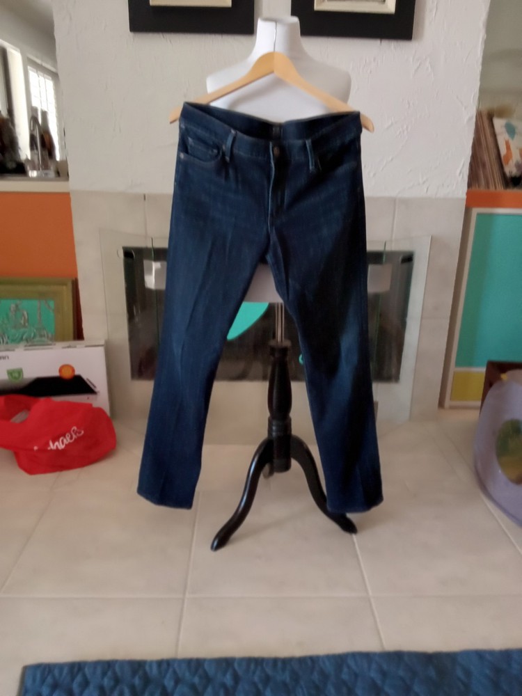 Citizen's Of Humanity Dark Jeans Size 31 Ava Straight Leg dark denim  soft