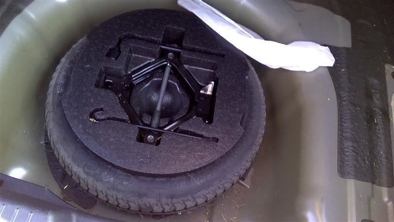 SONATA    2011 Jack 815353461 NO FOAM TRAY NO SPARE TIRE