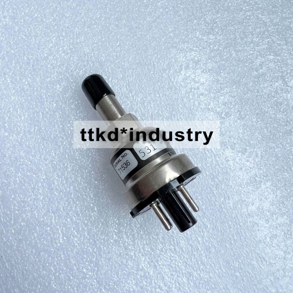 1PC NEW Thermocouple Gauge Vacuum Gauge TC531VCR