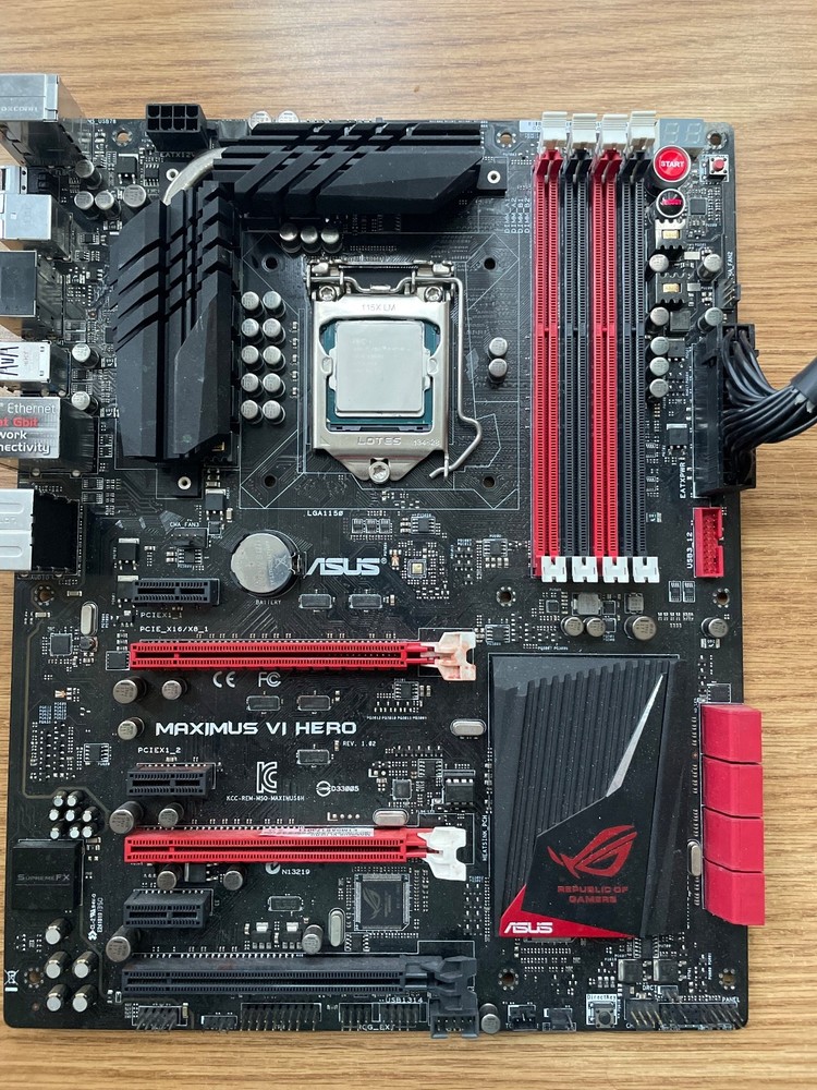 ASUS MAXIMUS VI HERO, LGA 1150, Intel Motherboard WITH Intel i7-4770k