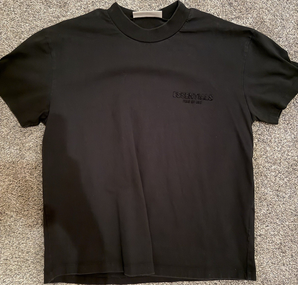 ESSENTIALS Fear of God Black Logo Crew Neck Men's T-Shirt Size S Short Sleeve