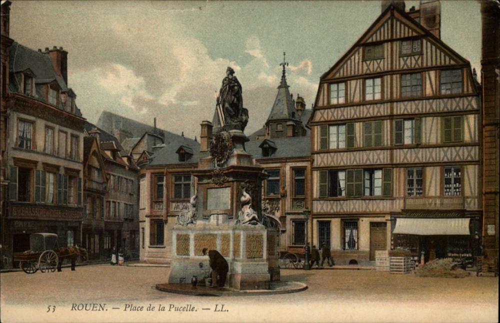 Place de la Pucelle Rouen France vintage postcard s079